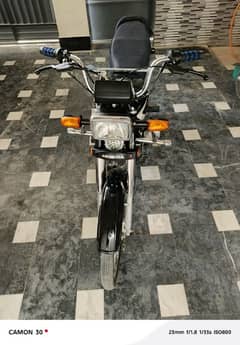 HONDA CD70
