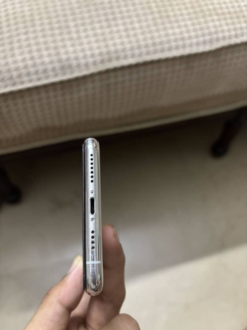 IPhone 11 Pro Max pta approved 5