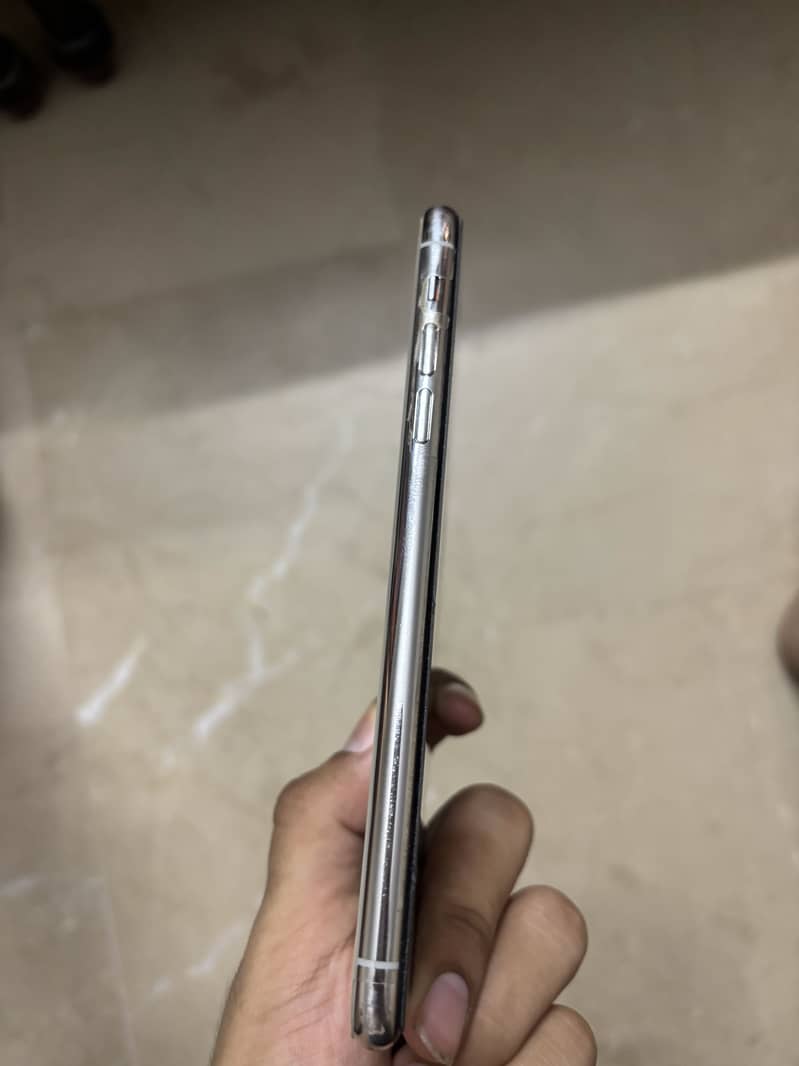 IPhone 11 Pro Max pta approved 7
