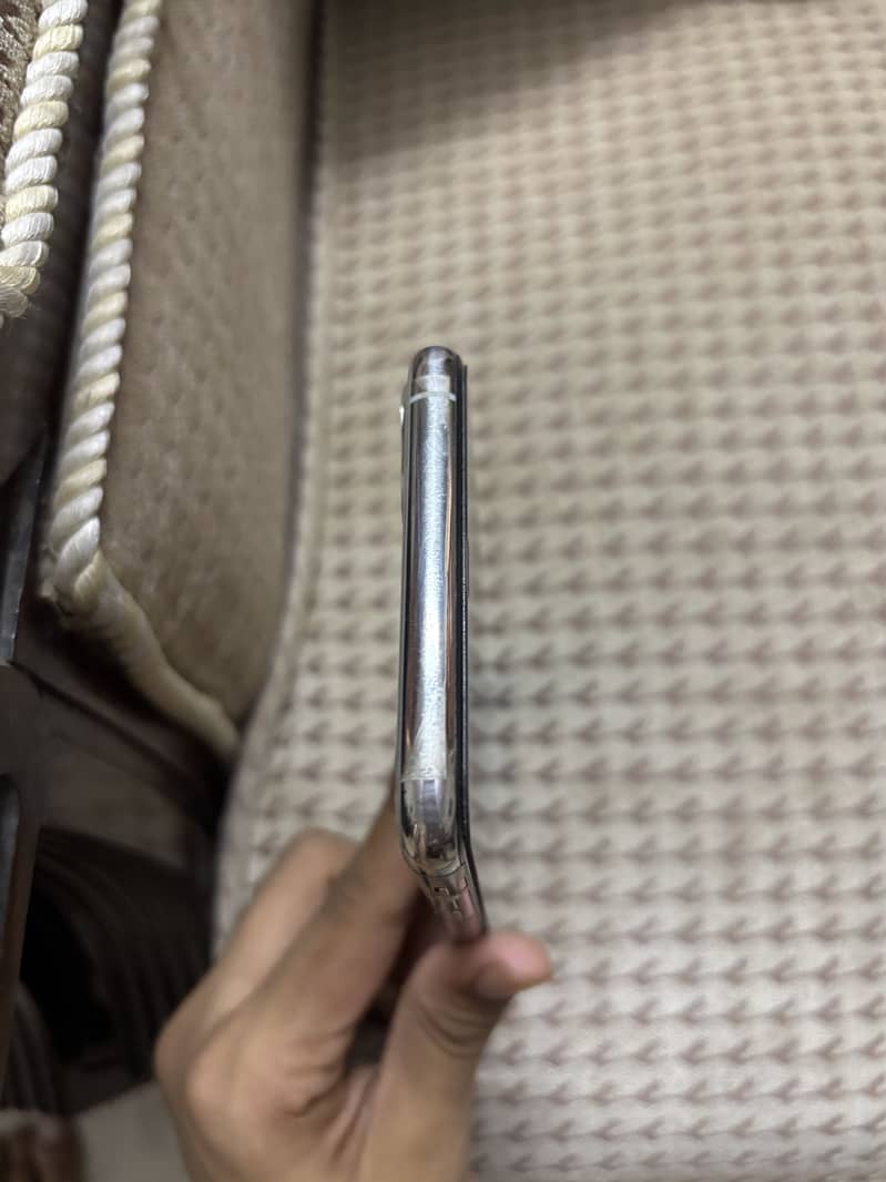 IPhone 11 Pro Max pta approved 8