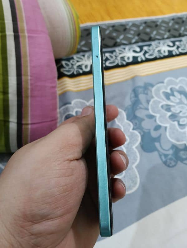 Oppo Mobile A78, 8+8/256 GBs 10/10 condition in-Display fingerprint 5