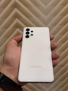 SAMSUNG A32