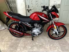 Yamaha ybr 125