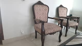 room chairs with table