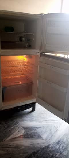 DAWLANCE FRIDGE
