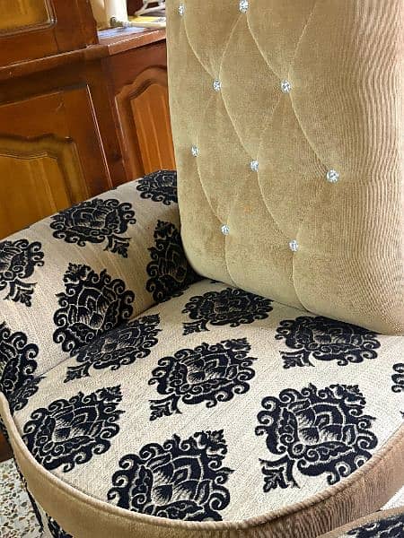 Chairs and table set 1