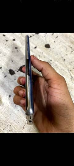 10/9 condition 8+128 gb