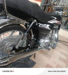 CD 70 2025 model black colour for sale