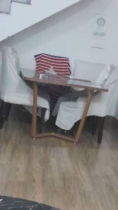 dinning table with 6 chair