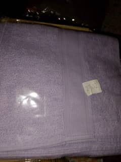 BATH TAVALS NEW IN WHOLE SALE