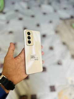 Oppo Reno 12 5G