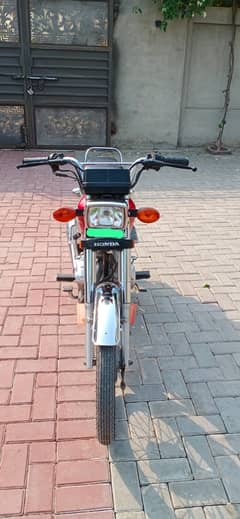 Honda  2022