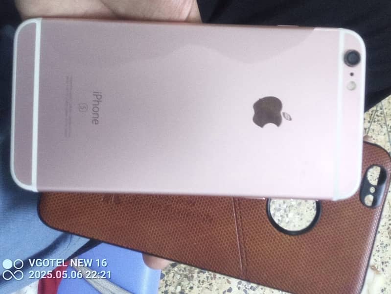 iPhone 6s Plus pta approved / exchange possible 2