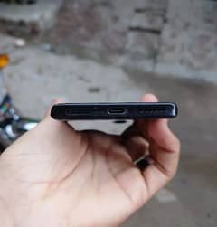 urgent sell for this mobile Motorola edge plus