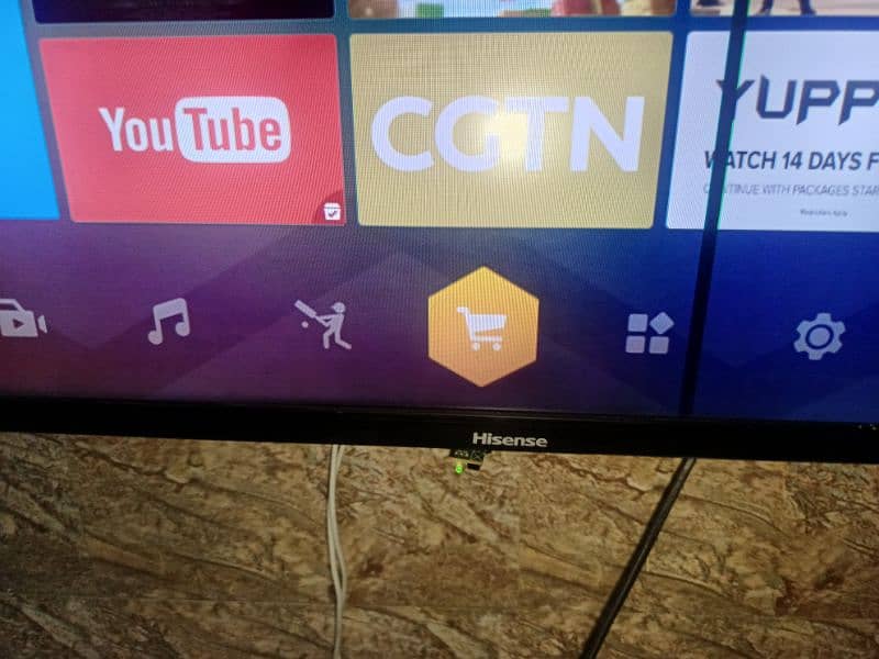 Hisense led 32 youtube, wifi read add 1