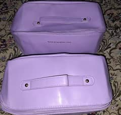 2 x Ladies make up bags