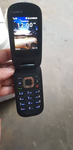 flip mobile singl sim (03079436021 cal me)