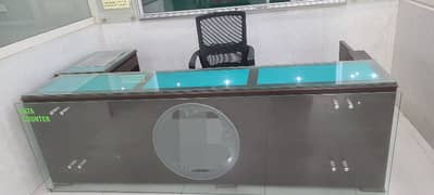 Counter table for office use