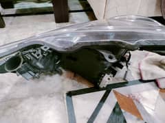 Prius alpha gs lights