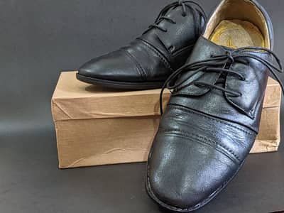 leather shoe