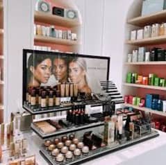 We need female sales staff for dextop