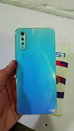 vivo s1 with box