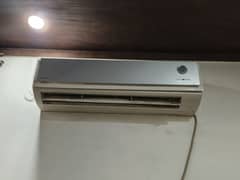 Gree split 1.5 ton for sale