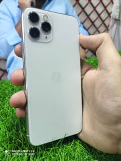 iPhone 11 pro , 256 gb , 10/10