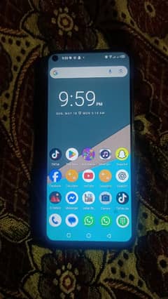 Infinix note 7 in new condition.