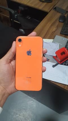 Apple iphone xr 64 Gb 80 health PTA