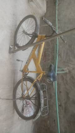 yellow colour bycycle