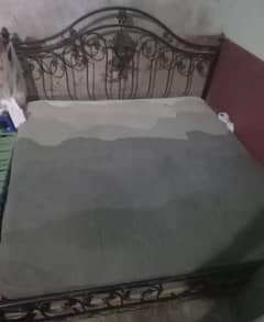 queen size bed with spring 8 inch mattress