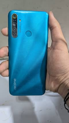 realme 5i