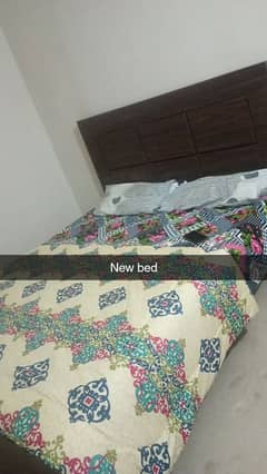 queen size bed without mattress