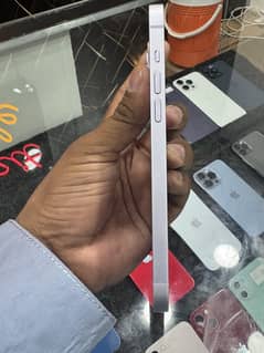 iPhone 14 Plus