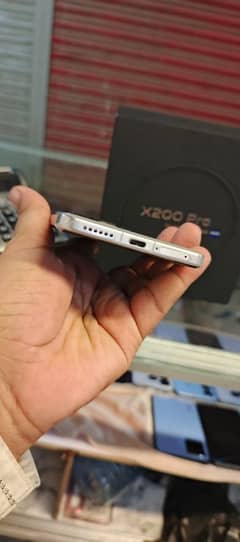 x200 pro 2 month used