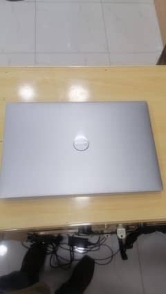 Dell Precision 5560