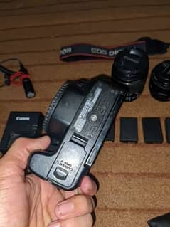 Canon 200d