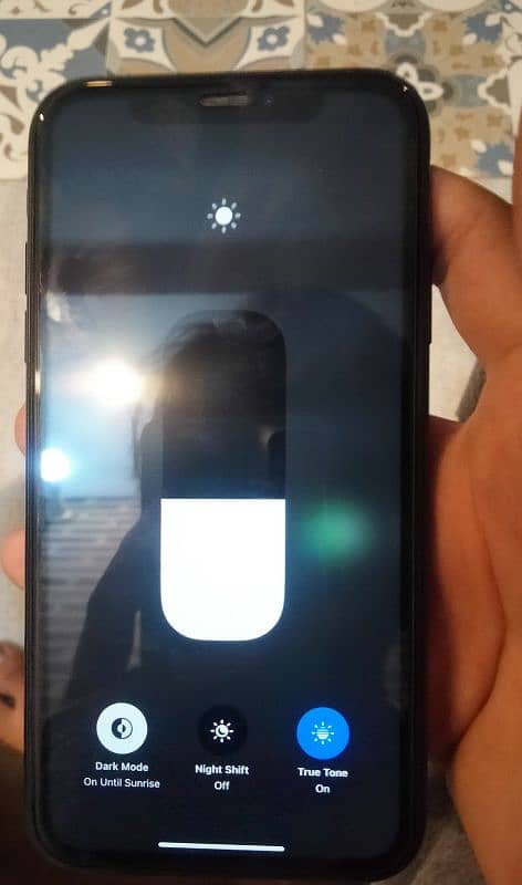 iphone XR 10/10 condition 1