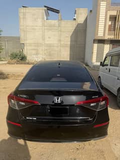 Civic oriel
