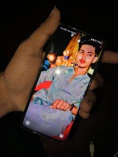 Samsung s21 non pta 8/128 (EXCHANGE POSSIBLE) no spot no line no shade
