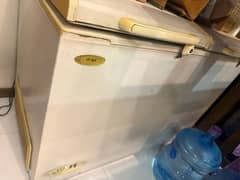 wave freezer all ok condition available for sale