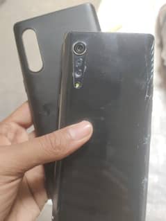 LG Velvet 6/128 back crack