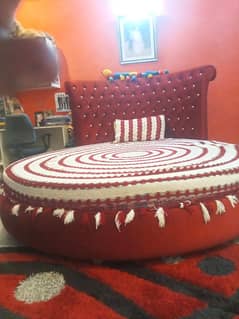 wodden bed