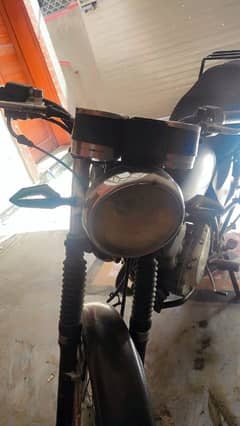 Suzuki GS150