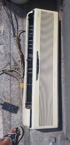 SABRO AC 1.5TON