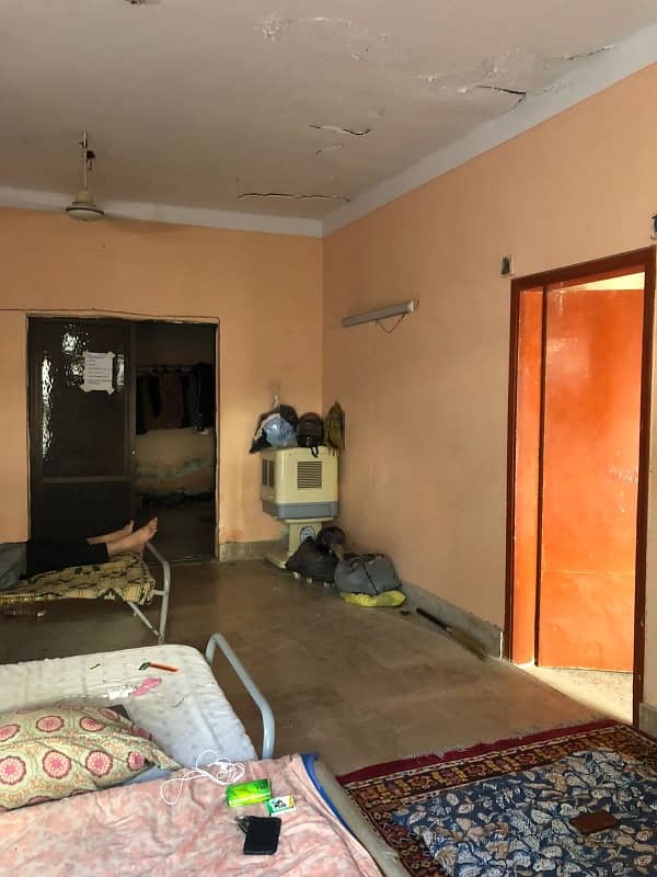 100 Square Yards Lower Portion Up For rent In Gulshan-e-Iqbal - Block 3 1