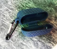 Ear Pods Pro Cover in New condition Model (2025)