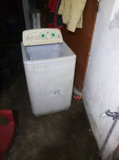 I am selling my washing machine contact no 03331721523