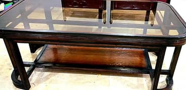 shesham wooden center table newly condition urgently sales